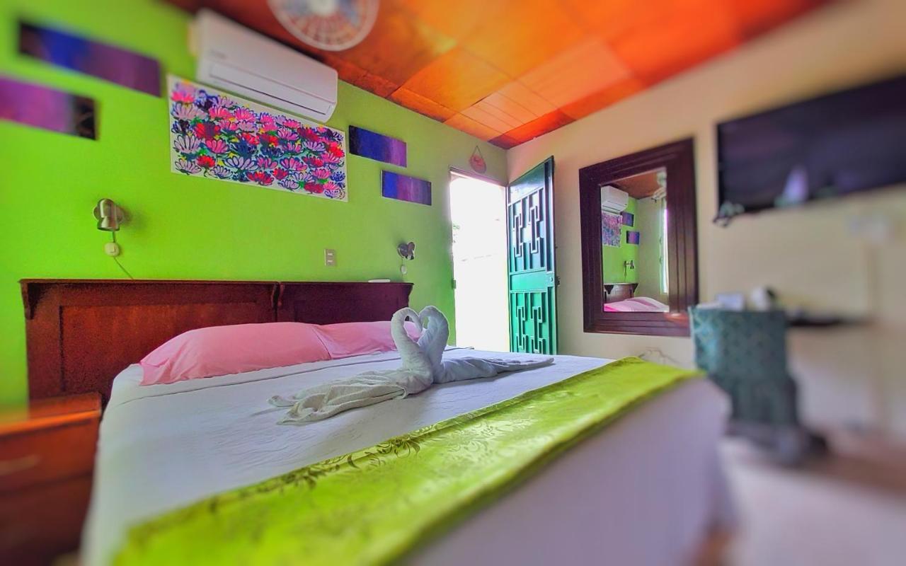 Hotel Oasis 산살바도르 외부 사진