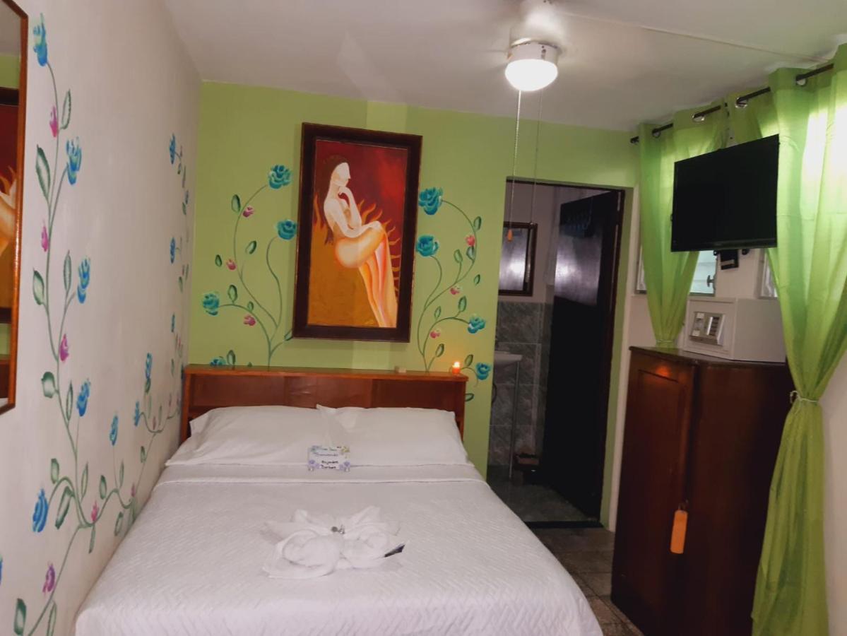 Hotel Oasis 산살바도르 외부 사진